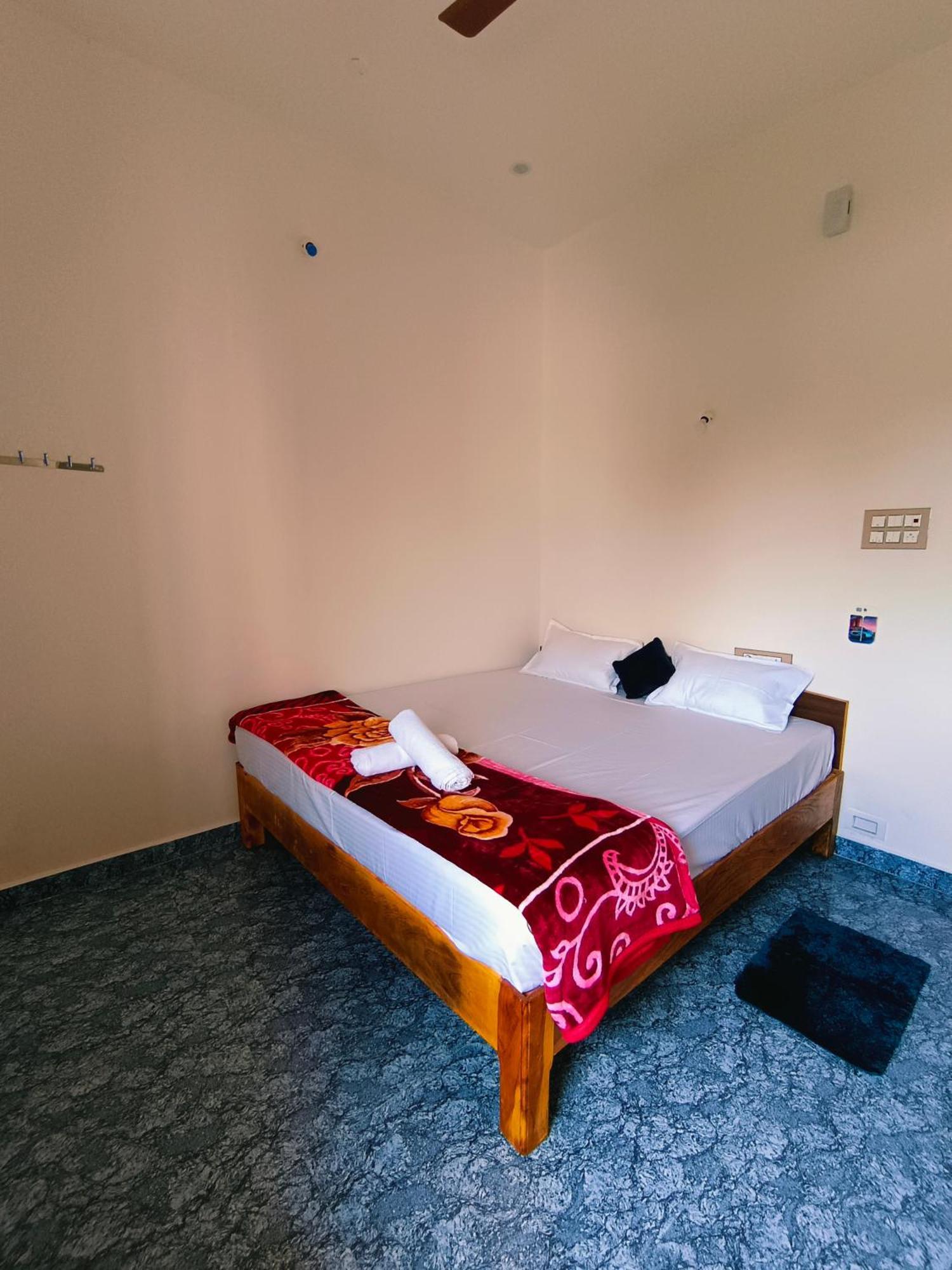 Hampi Anjana Home Stay المظهر الخارجي الصورة